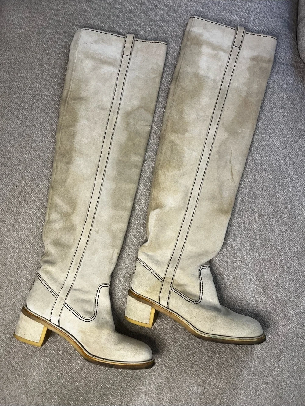 Vintage CHANEL Knee High Suede Boots Light Beige EU 38 Fold-over Gold Interior